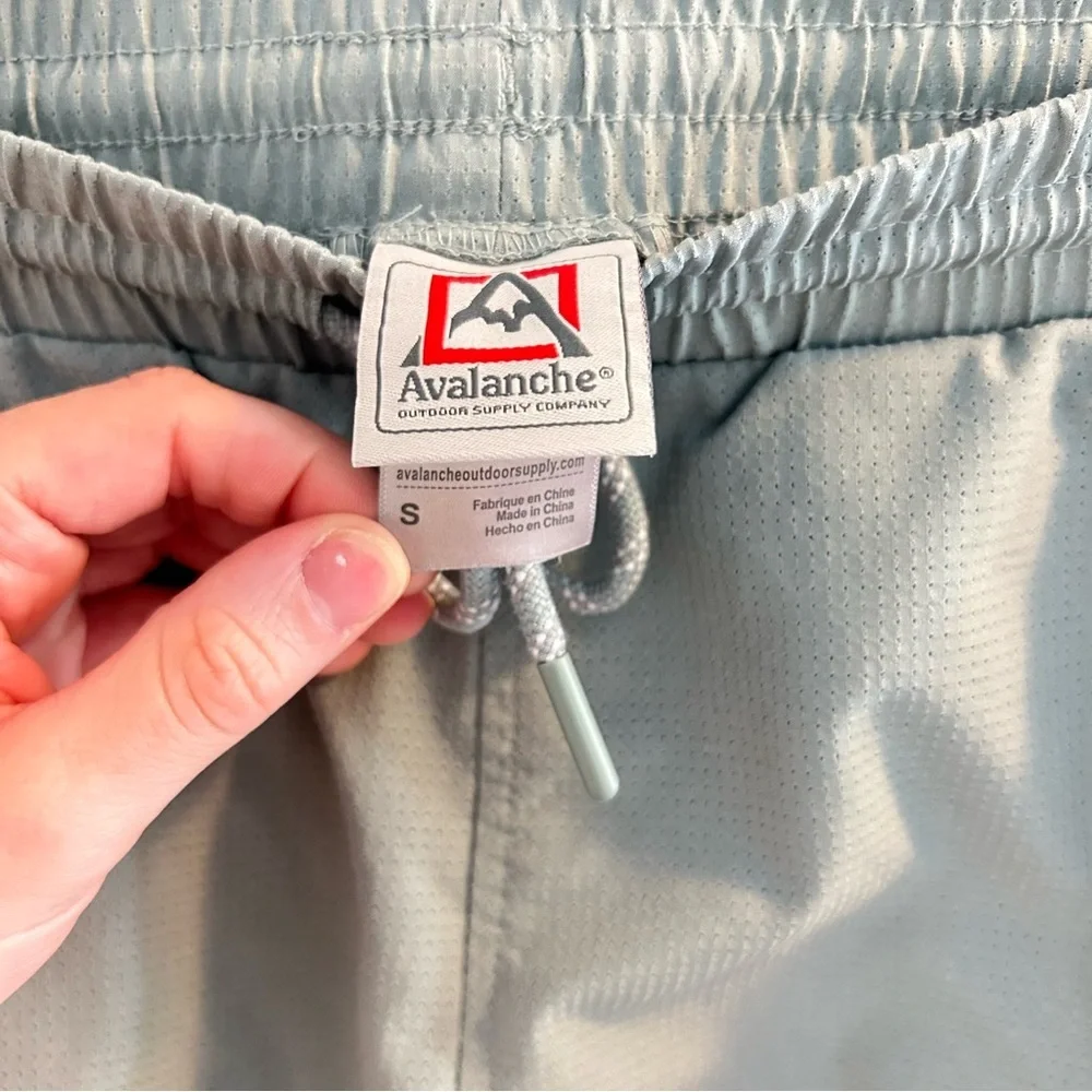 Avalanche Riverbank Ripstop Short Womens Size Small Light Blue Shorts Hiking - Picture 3 of 11